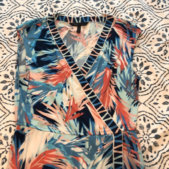 Floral dress - never worn - Picture 2 of 6